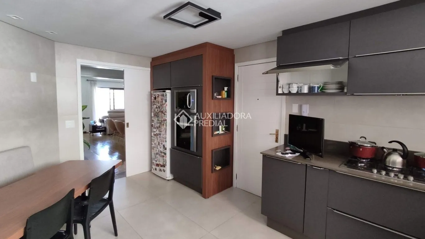 Apartamento amueblado de 4 dormitorios, 296 m², 3 plazas — photo 4