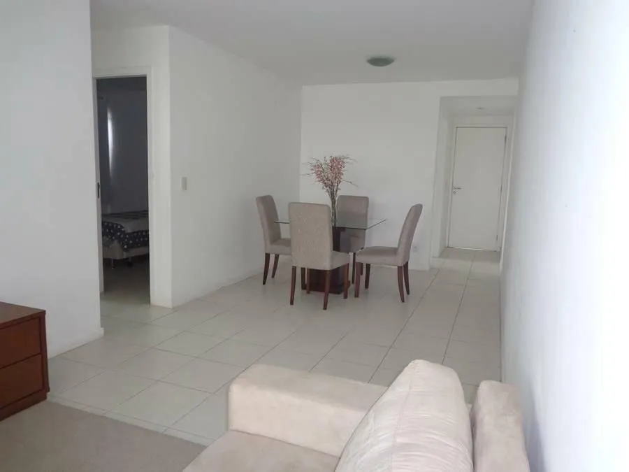 Apartamento mobiliado com 2 suítes e varanda, 77 m² — photo 4
