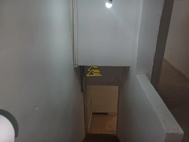 Duplex home with 5 bedrooms and 4 bathrooms — photo 20