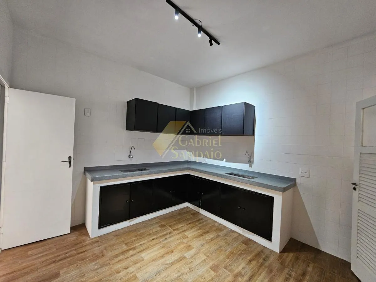 Apartment, 130 m², with floor-to-ceiling windows — photo 2