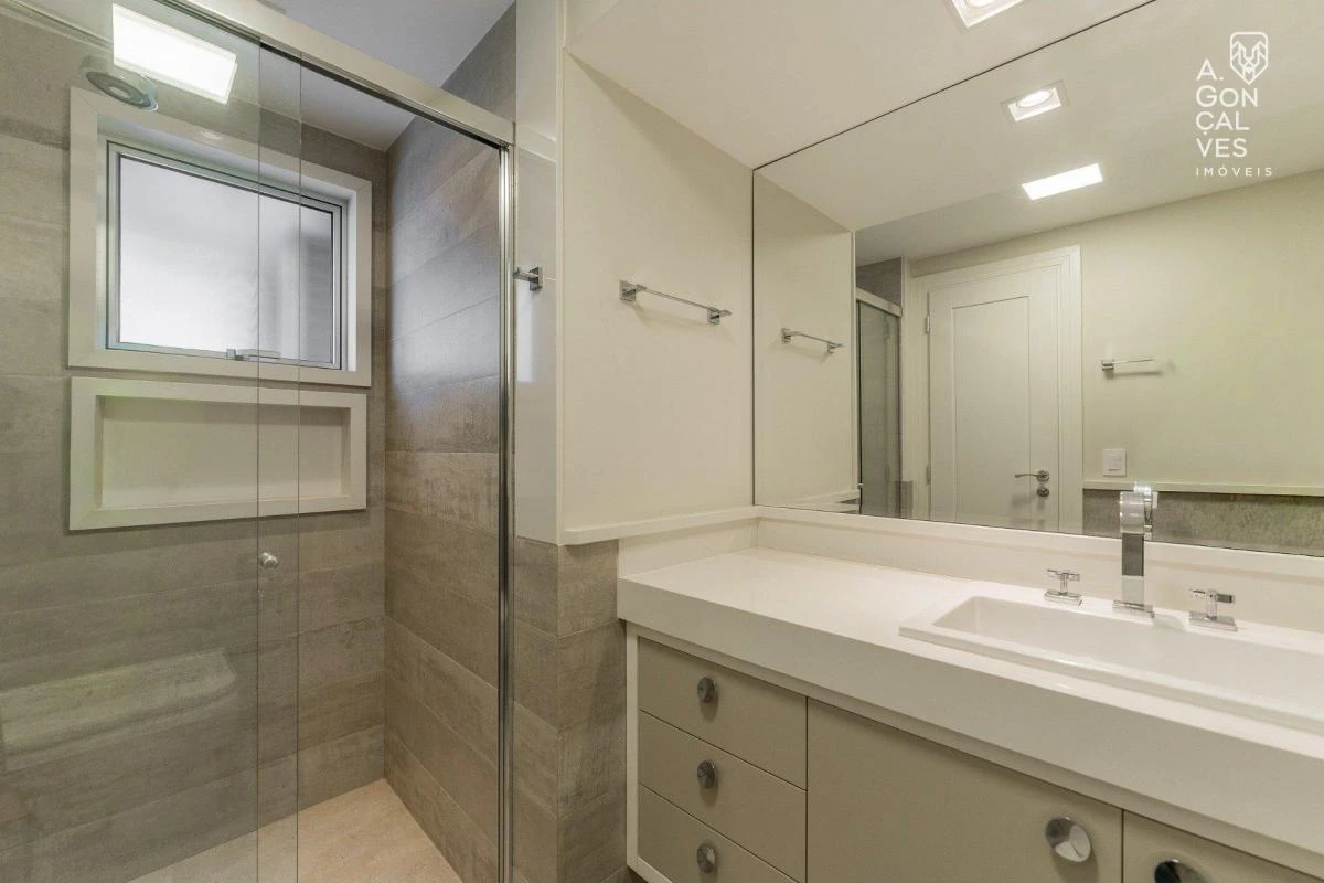 Робоче місце та 5 спалень: квартира 442 м² — photo 45