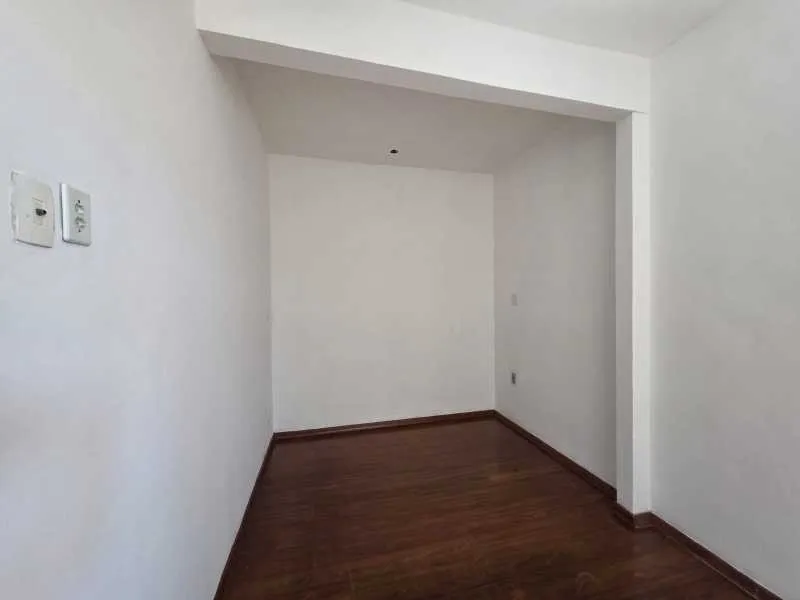 Residential apartment with 3 bedrooms and 2 bathrooms — photo 2