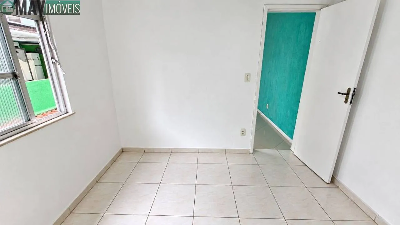 Washing machine in a one-bedroom apartment, 35 m² — photo 3