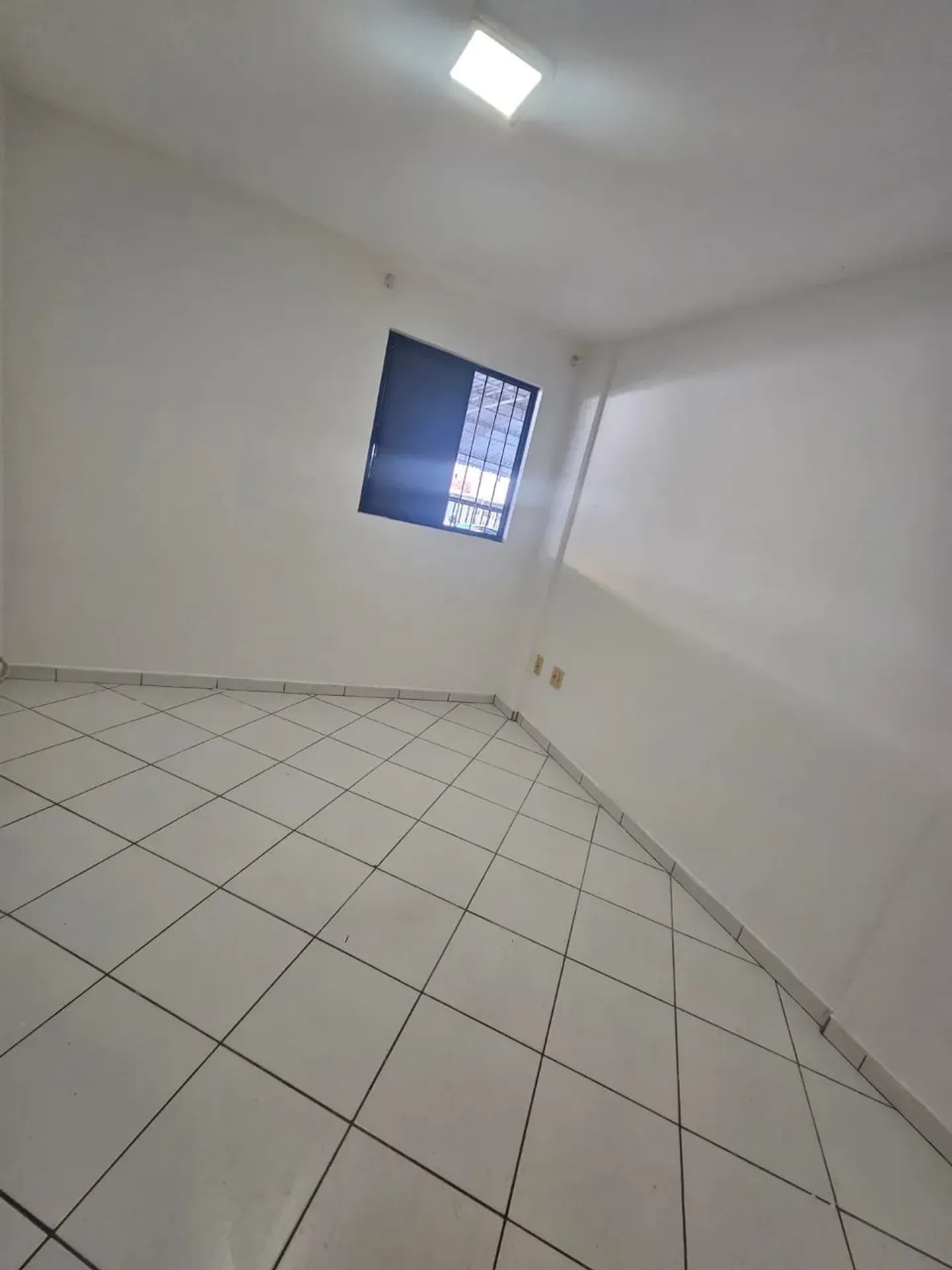 Квартира: 2 спальні, 1 з власною ванною кімнатою, 55 м² — photo 3