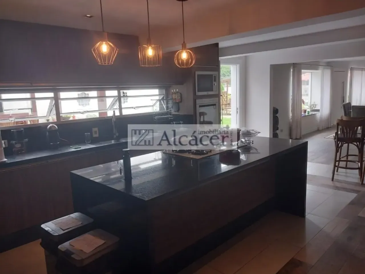 Casa para aluguel com 520 m², 5 quartos e varanda — photo 3