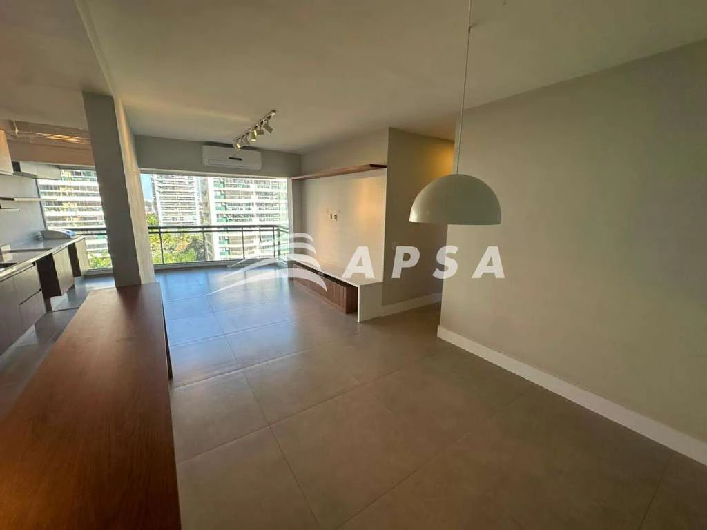 Apartamento de 3 quartos com cozinha americana e varanda — photo 7