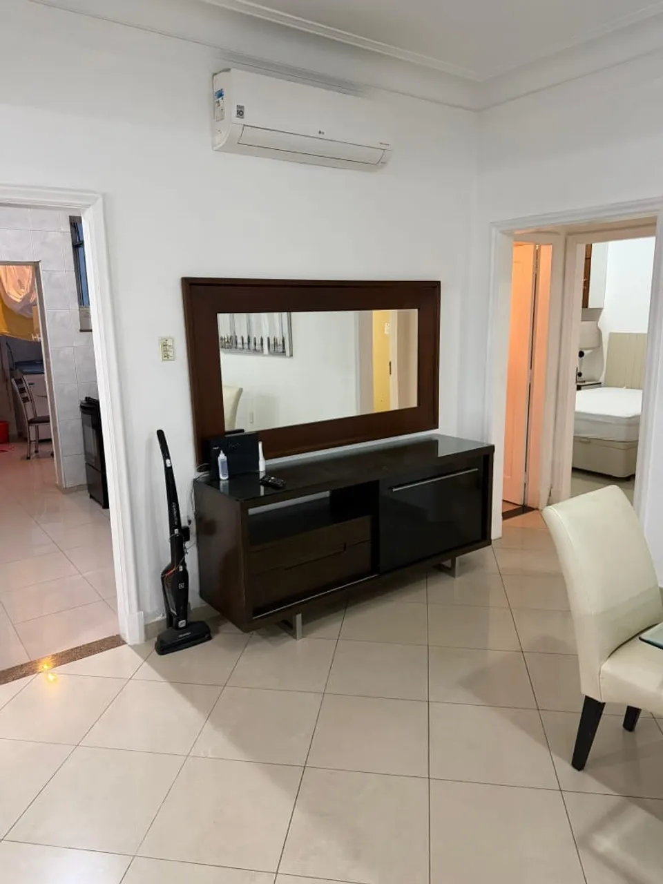 Apartamento para alugar com 3 quartos e 2 banheiros — photo 11