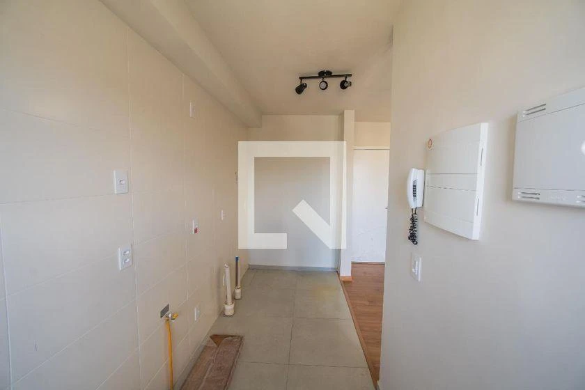 2-bedroom apartment in a building with a gym — photo 28