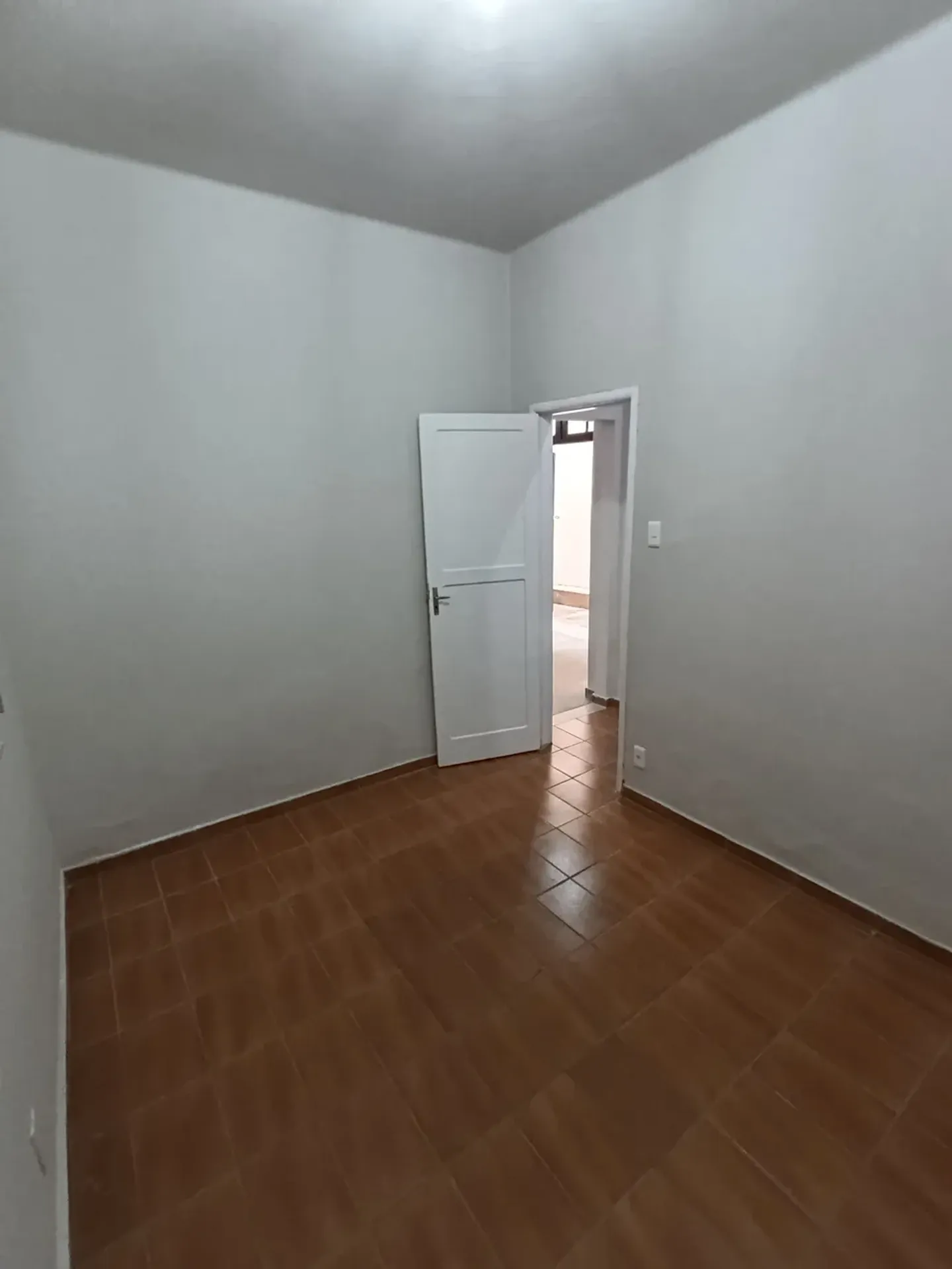 3-bedroom apartment, 1 with its own bathroom, 81 m² — photo 6
