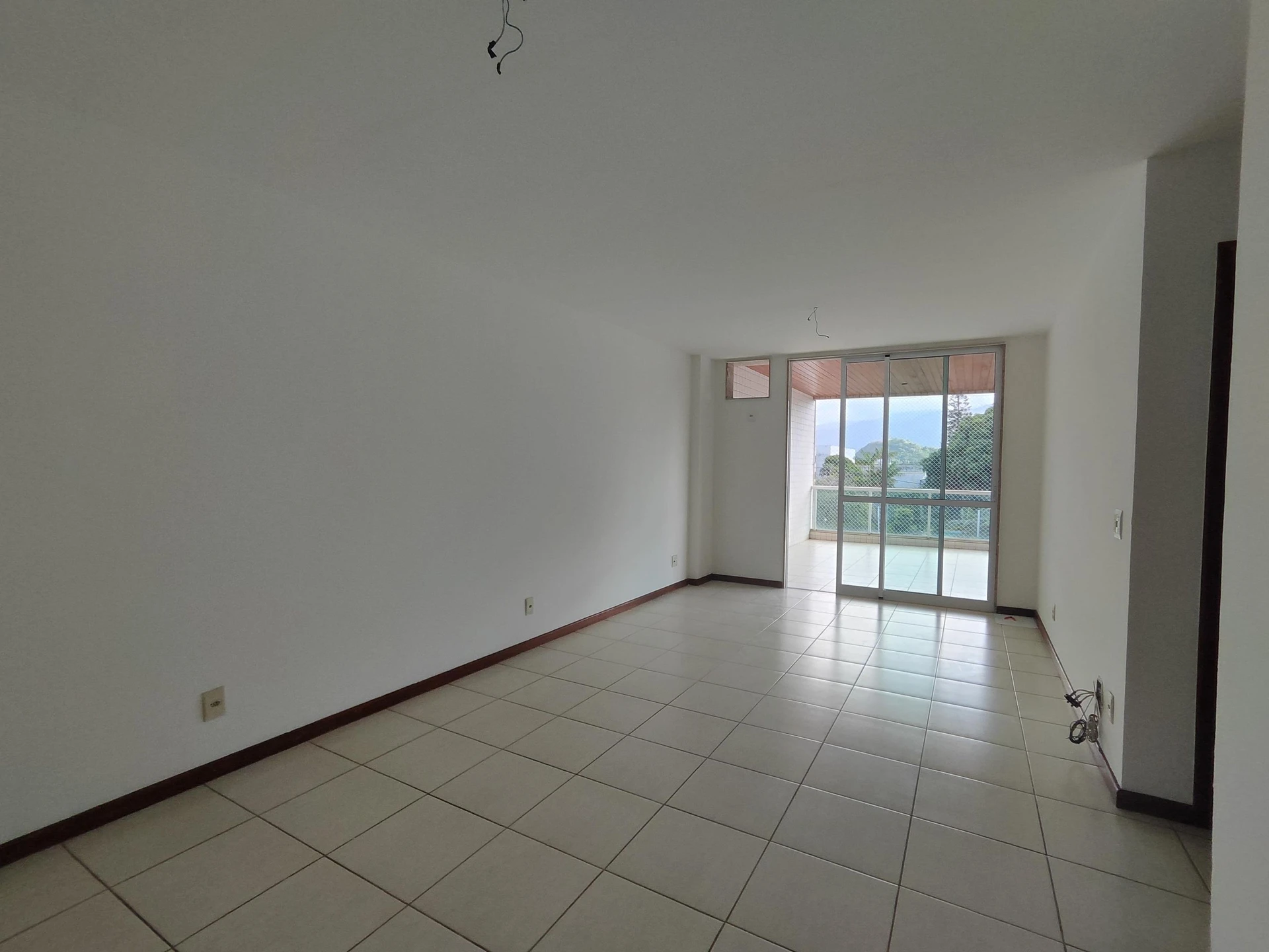3-bedroom apartment, 1 with its own bathroom, 100 m² — photo 33