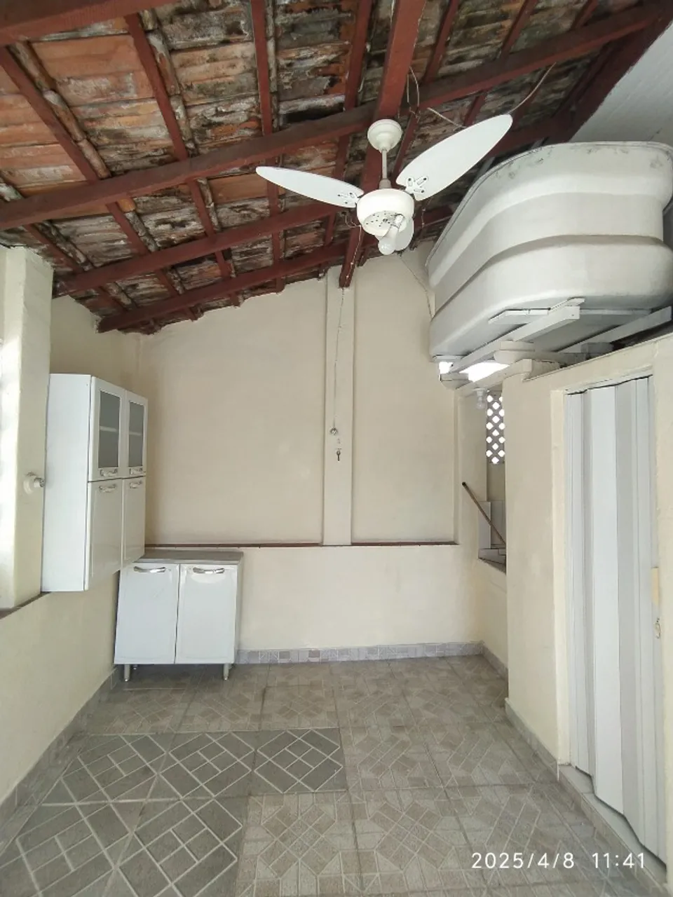 Casa sem mobília com 3 quartos e 1 banheiro — photo 15