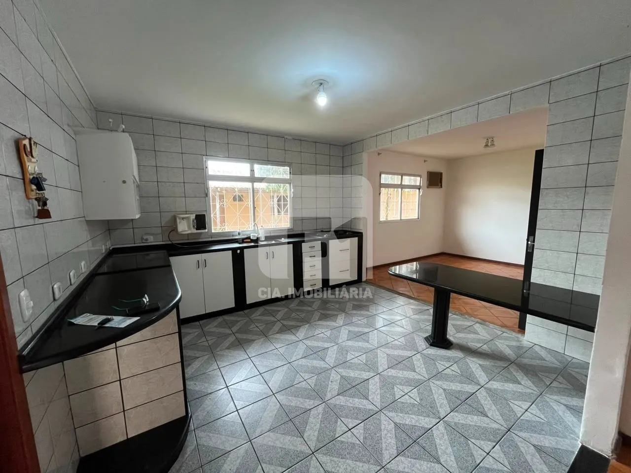 Мебльований будинок на 5 кімнат з заскленим балконом — photo 2