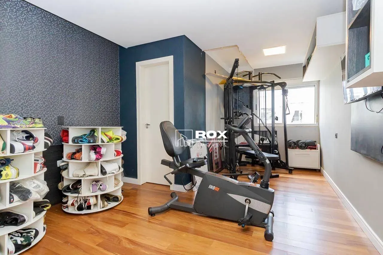 Furnished house with 4 en-suite bedrooms and 266 m² — photo 40
