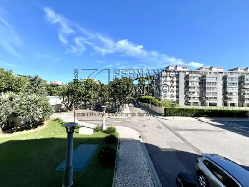 Apartamento com 2 quartos e varanda, cozinha integrada — photo 14