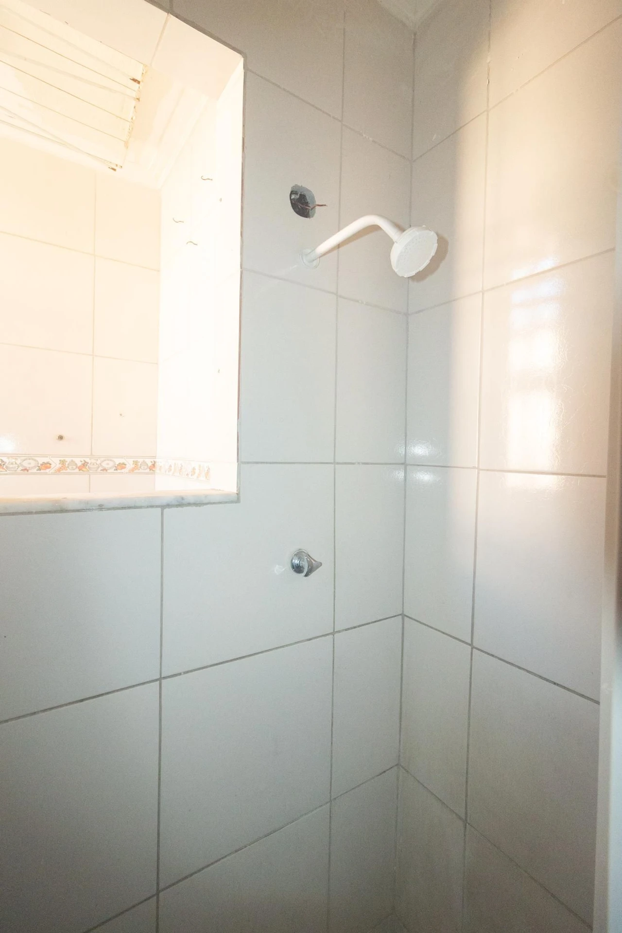 Квартира з 2 спальнями, 1 ванною та 1 місцем паркування — photo 22