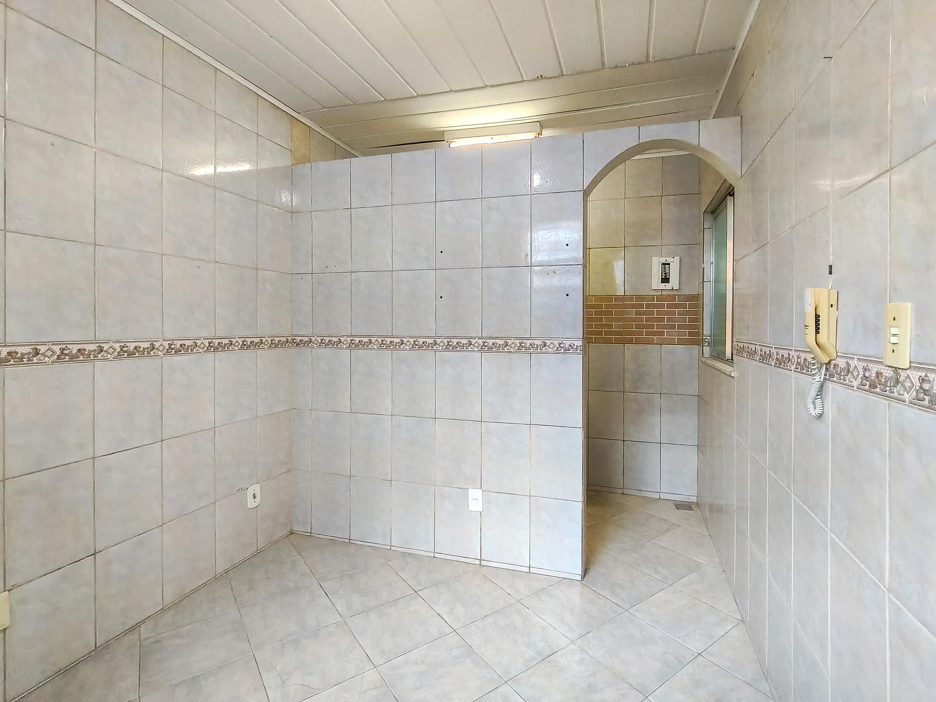 Орендна квартира з 2 спальнями та окремою кухнею — photo 61