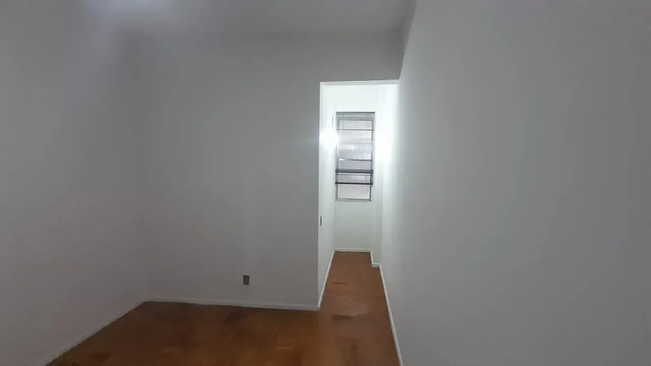 Apartamento com 2 quartos e box no banheiro — photo 9