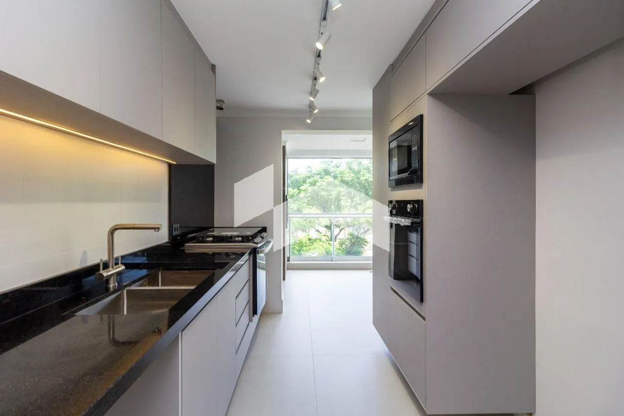 158 m² 4-bedroom apartment with private BBQ — photo 5