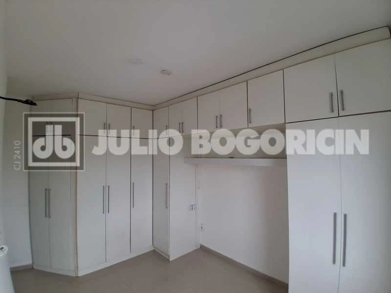 3-bedroom apartment with private balcony and BBQ — photo 23