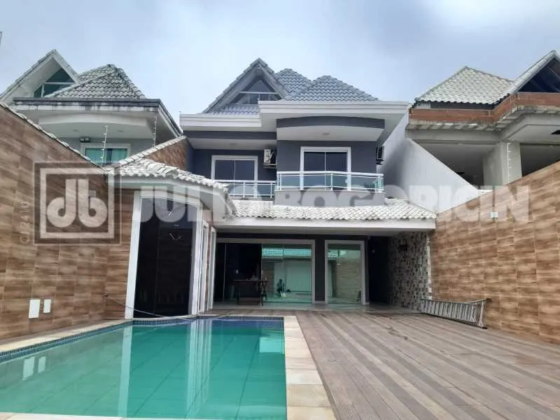 Furnished house with 4 bedrooms and 5 bathrooms — photo 5