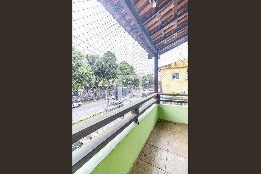 Rental house with balcony, 4 bedrooms and 120 m² — photo 11