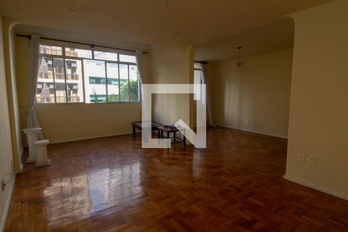 2-bedroom apartment with a private BBQ