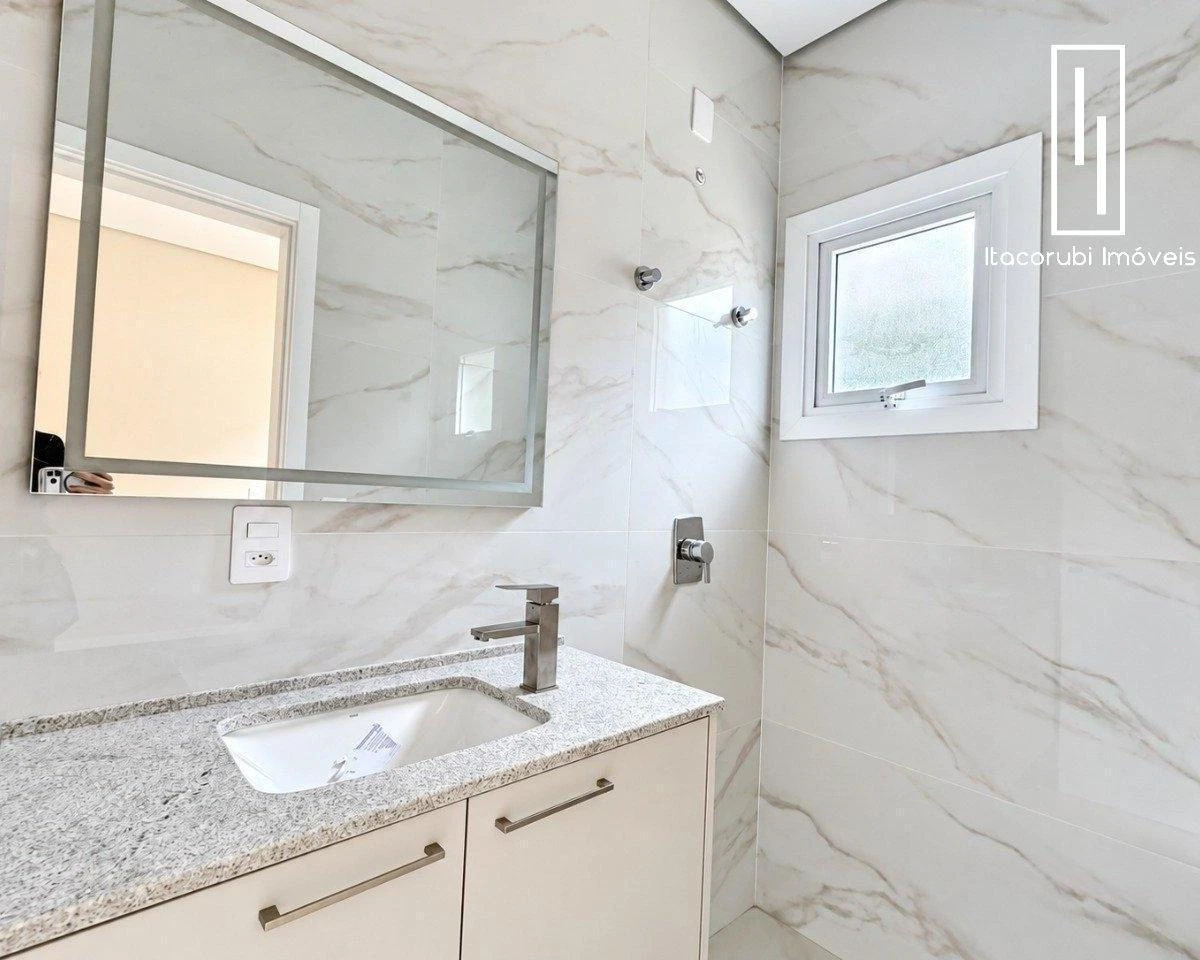 Apartment, 134 m², with a bathtub — photo 12