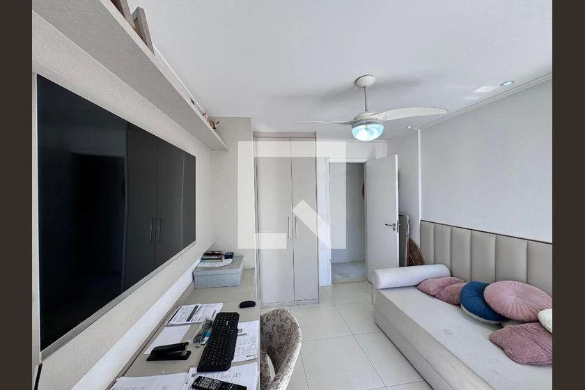 Furnished 3-bedroom apartment with 235 m² and 2 parking — photo 21