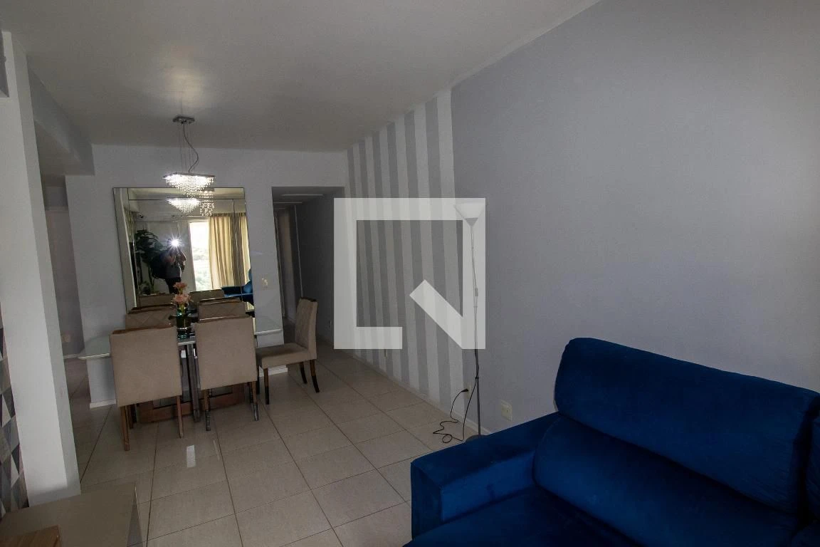 Furnished apartment with 3 bedrooms and 3 bathrooms — photo 33