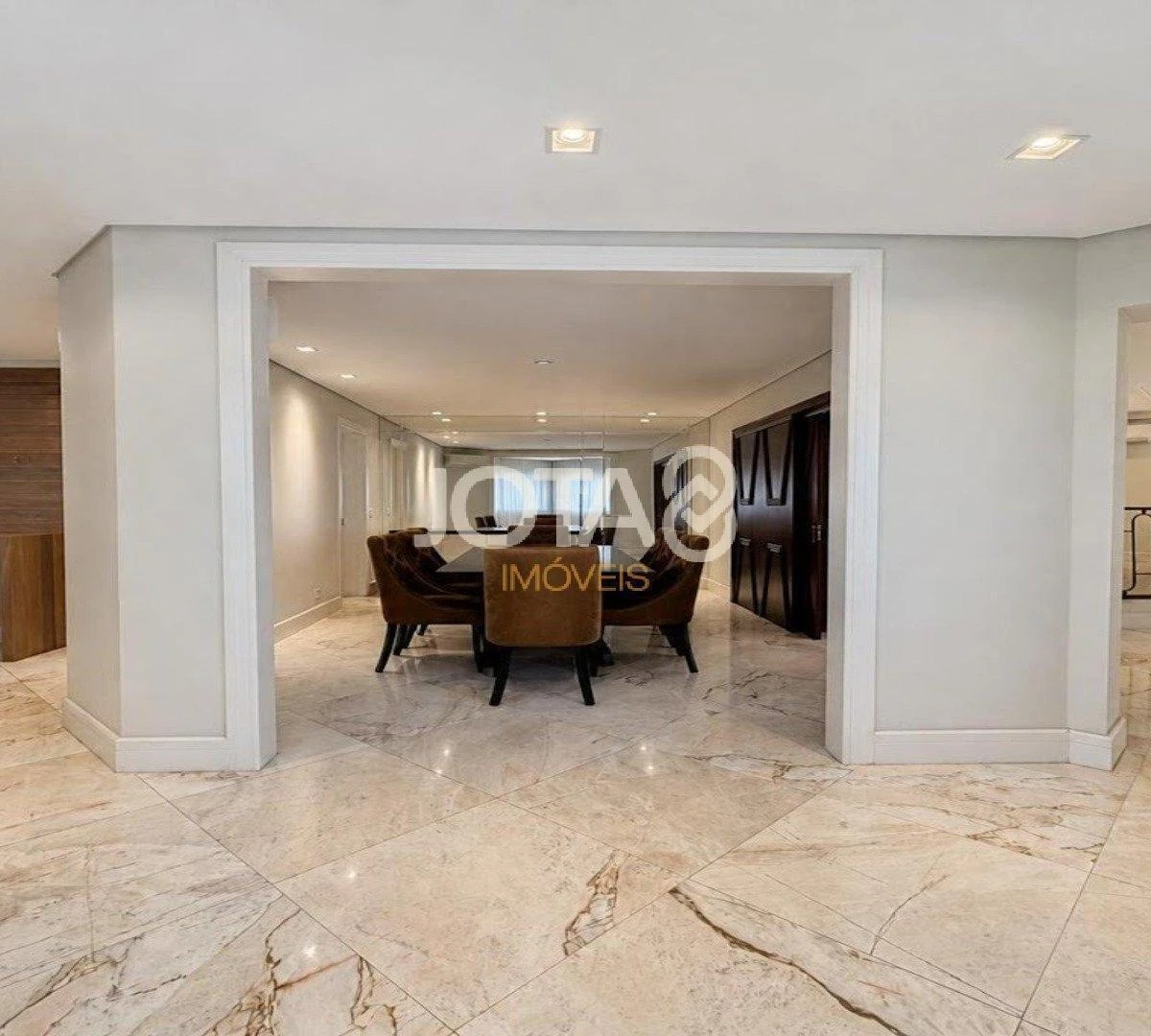 Apartment, 442 m², with a walk-in closet — photo 12
