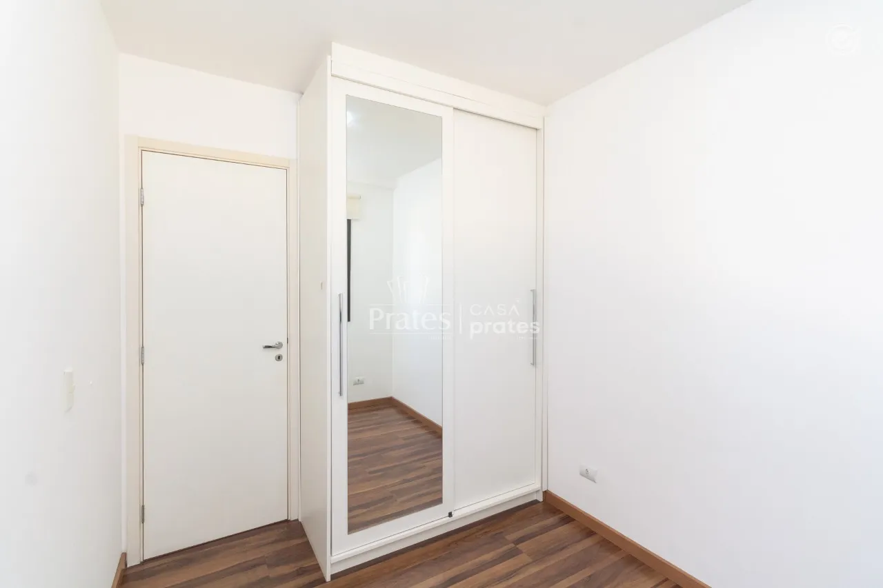 Unfurnished apartment with 3 bedrooms and open kitchen — photo 12