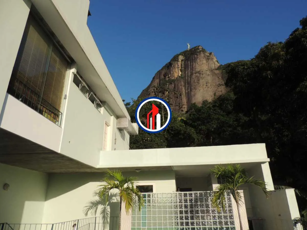 Condominium house with 4 bedrooms and balcony grill — photo 36