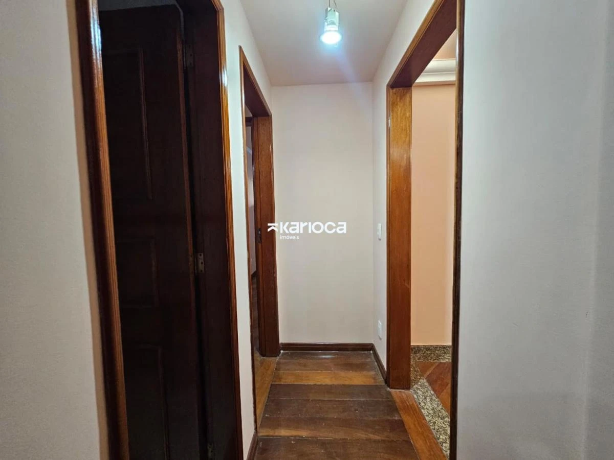 Apartamento de 4 quartos com 3 banheiros e vista — photo 24