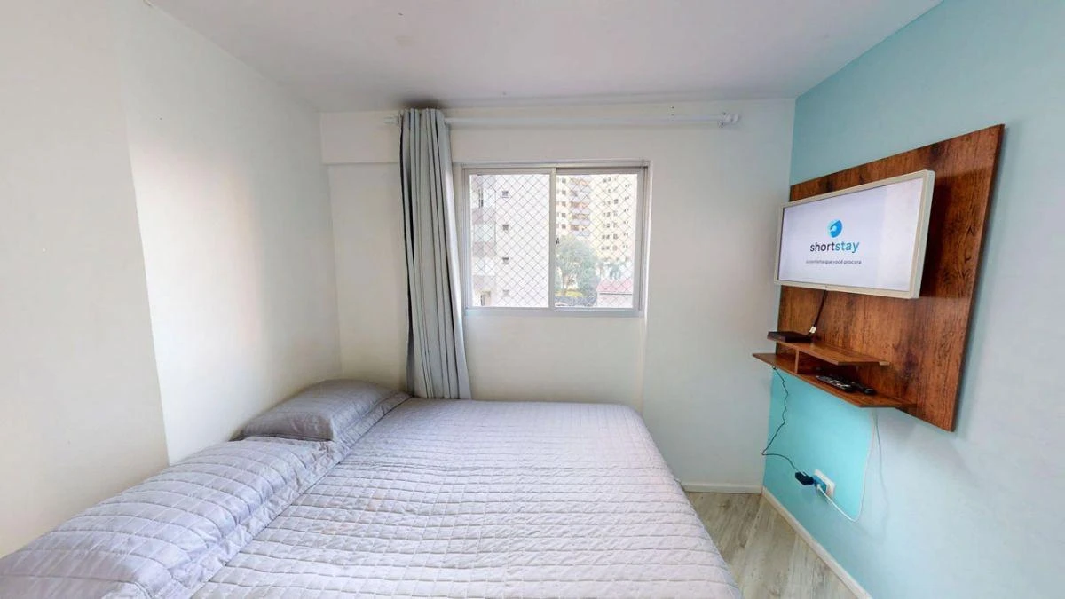 Home office in a 2-bedroom apartment, 35 m² — photo 14