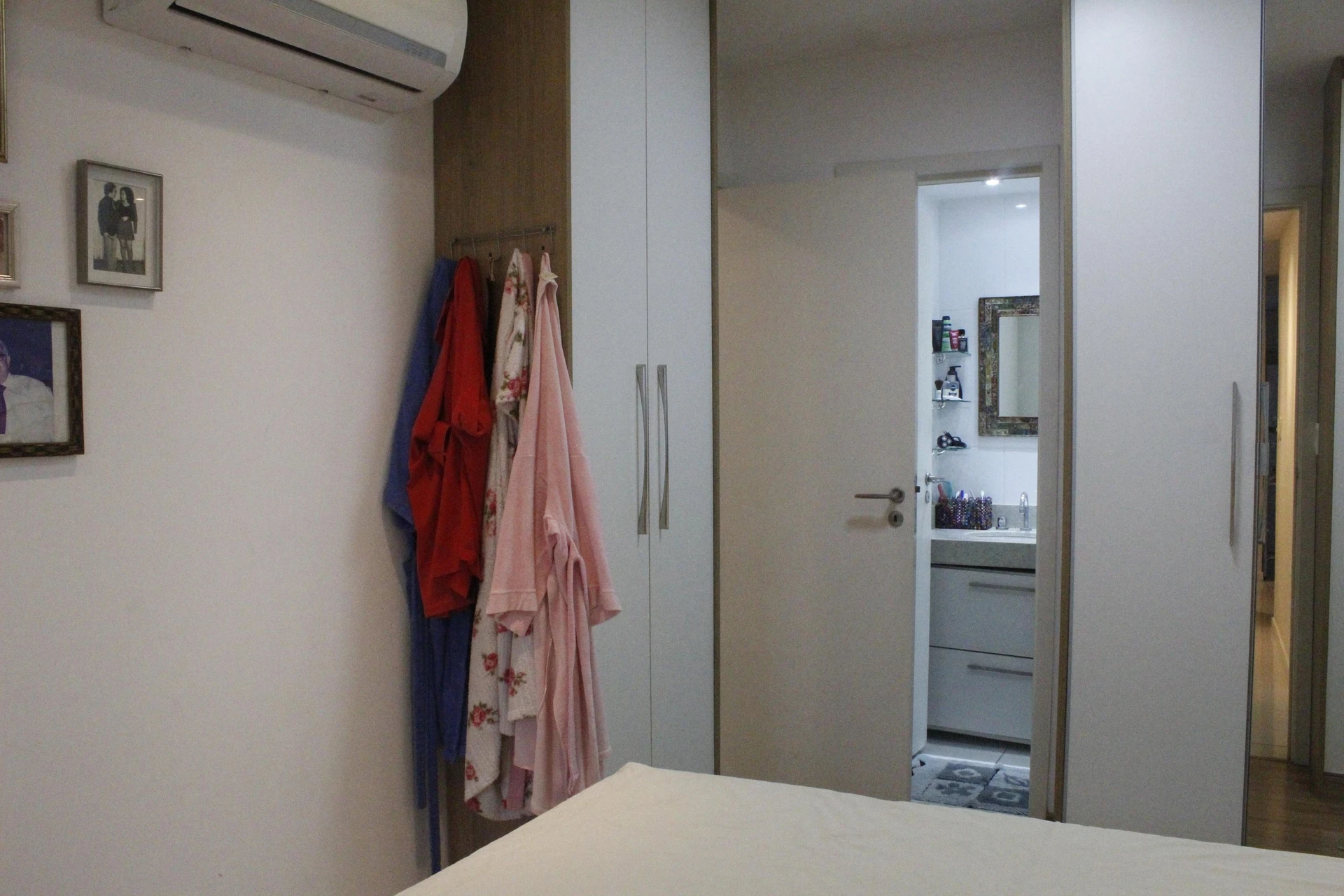 Furnished 2-bedroom apartment with integrated kitchen — photo 24