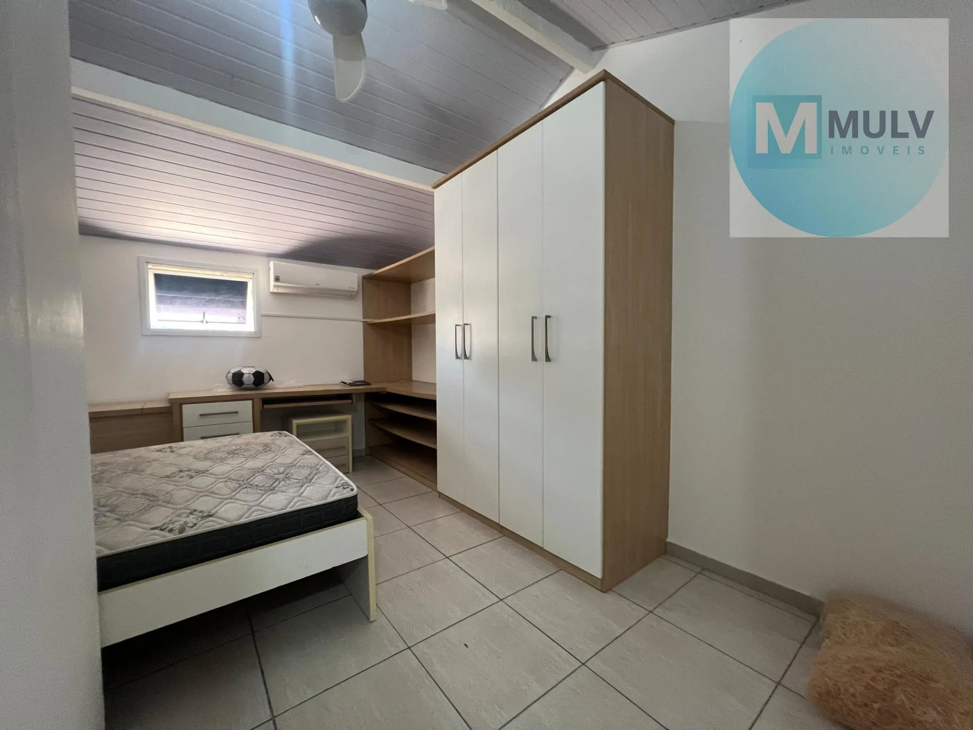 140 m² house with a home office and a private BBQ — photo 23