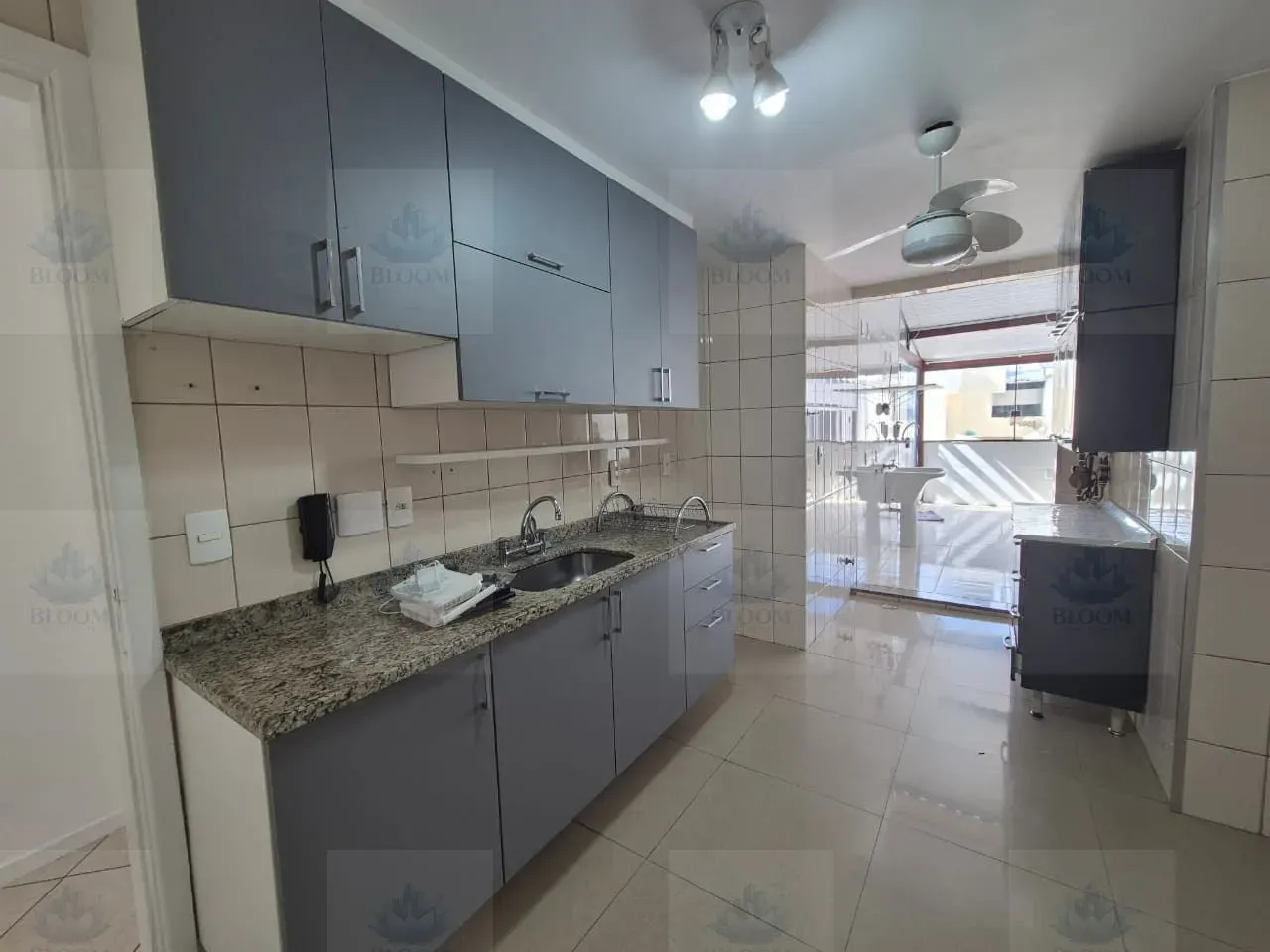 380 m² apartment with 3 bedrooms, 4 bathrooms — photo 21