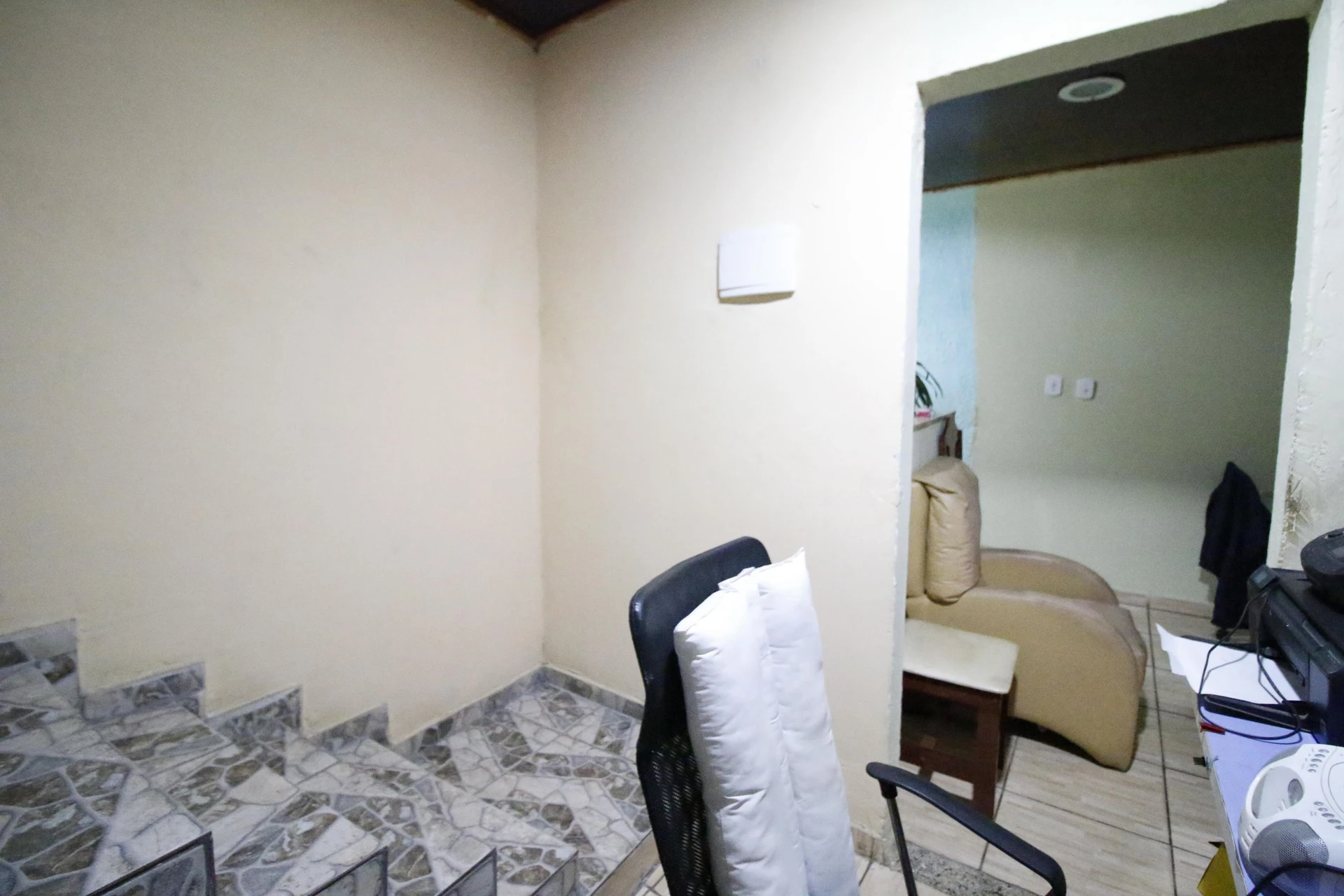 Furnished house with 2 bedrooms and balcony — photo 21