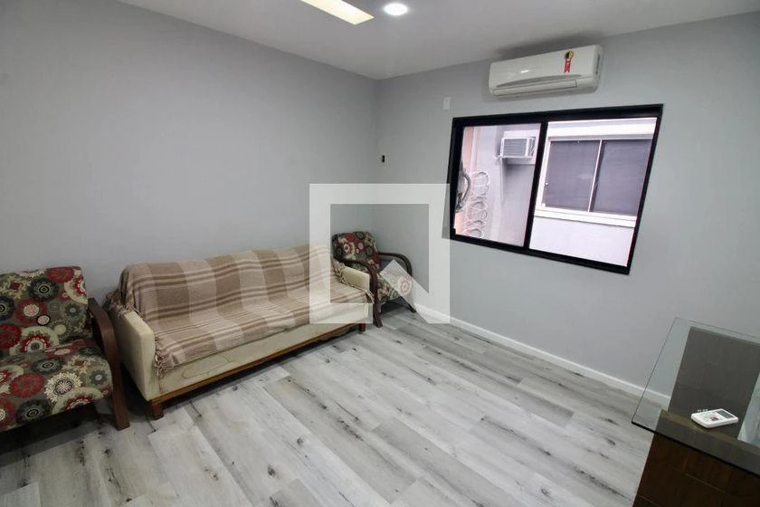 Furnished house, 260 m², with a bathtub — photo 17