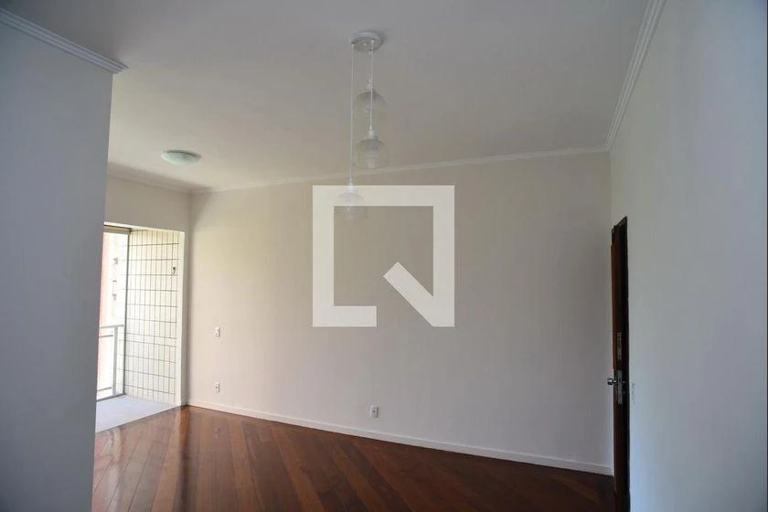 2-bedroom apartment in a building with a gym — photo 15