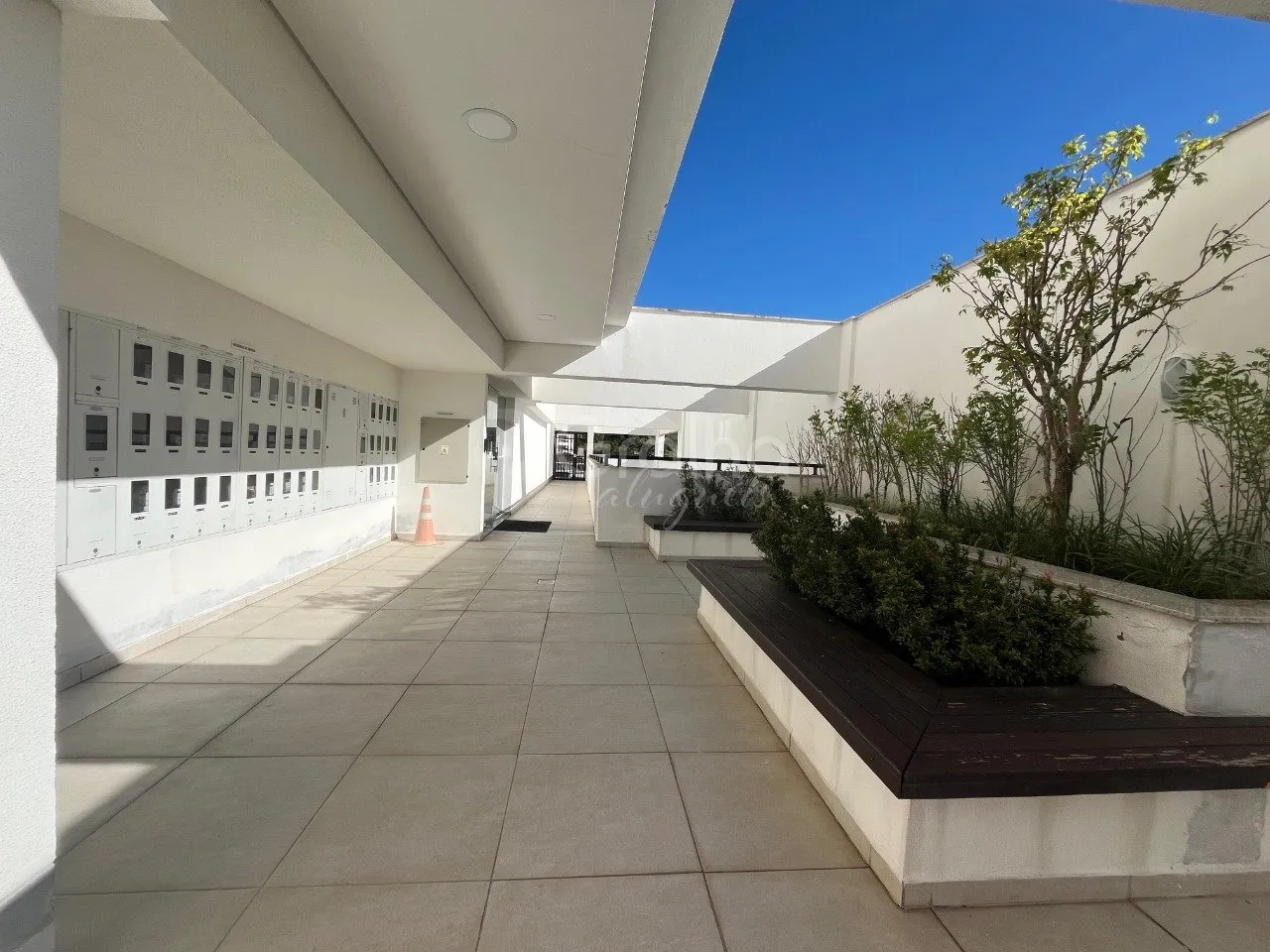 Furnished 2-bedroom apartment with 1 en-suite 94 m² — photo 27