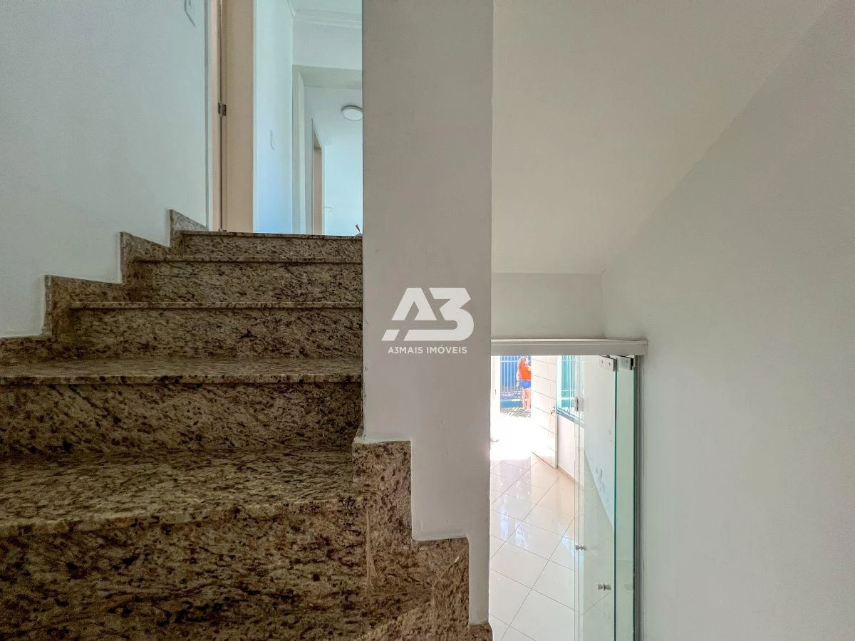 4-bedroom house with a washing machine in Curitiba — photo 23