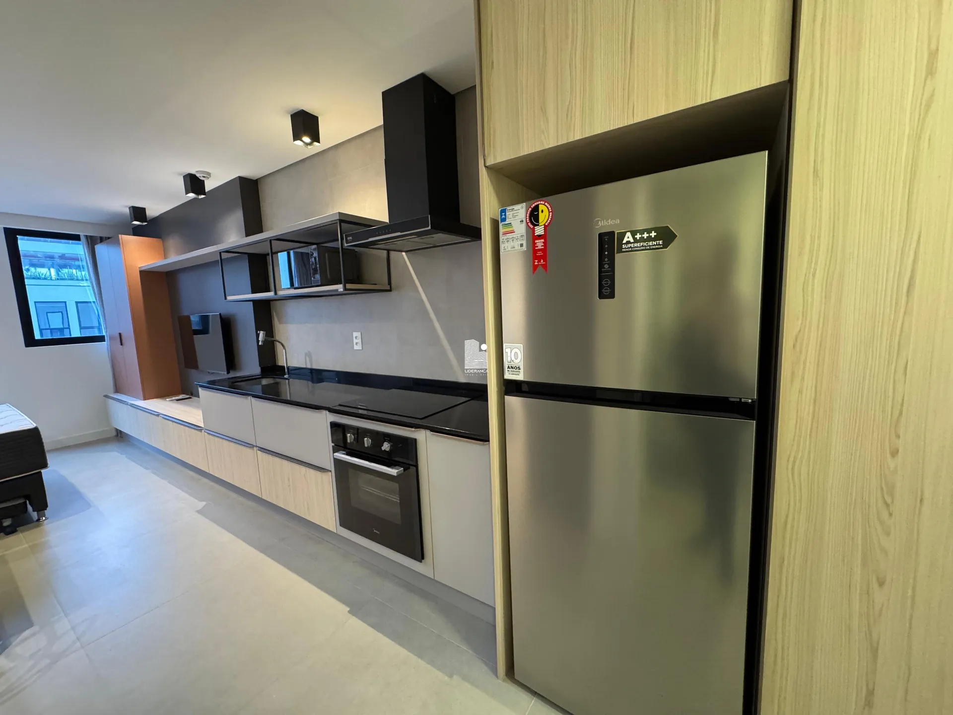 Furnished studio, 31 m², with a washing machine — photo 6