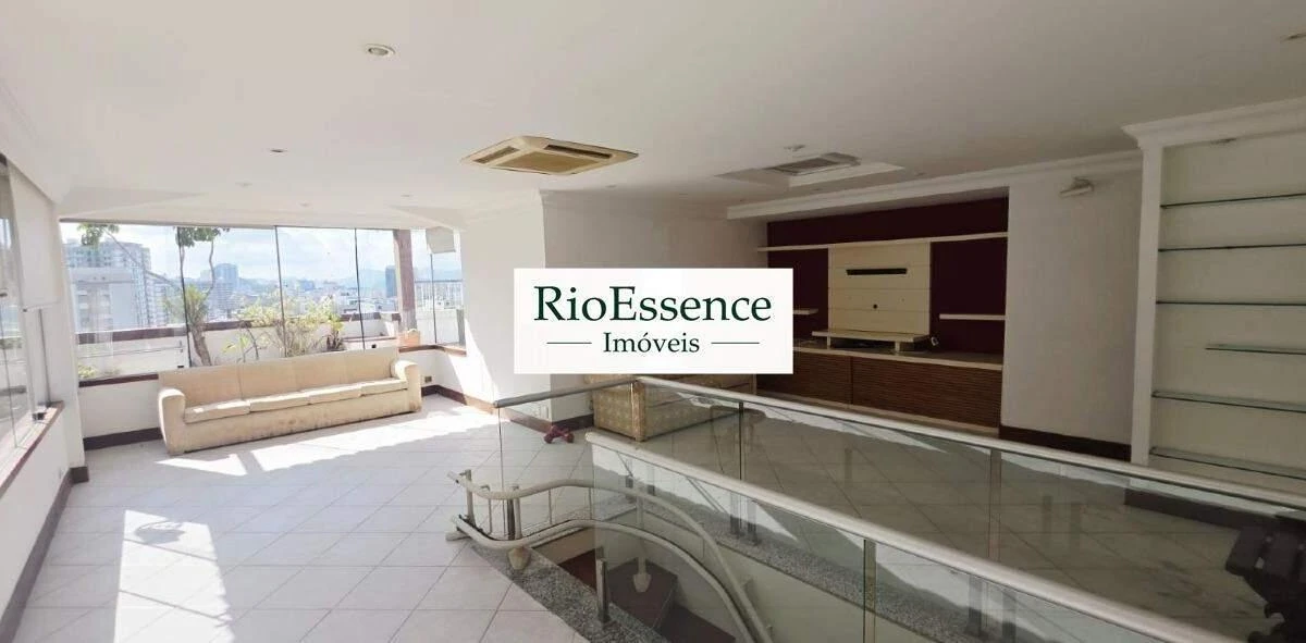Unfurnished apartment with 3 bedrooms and an enclosed balcony — photo 27