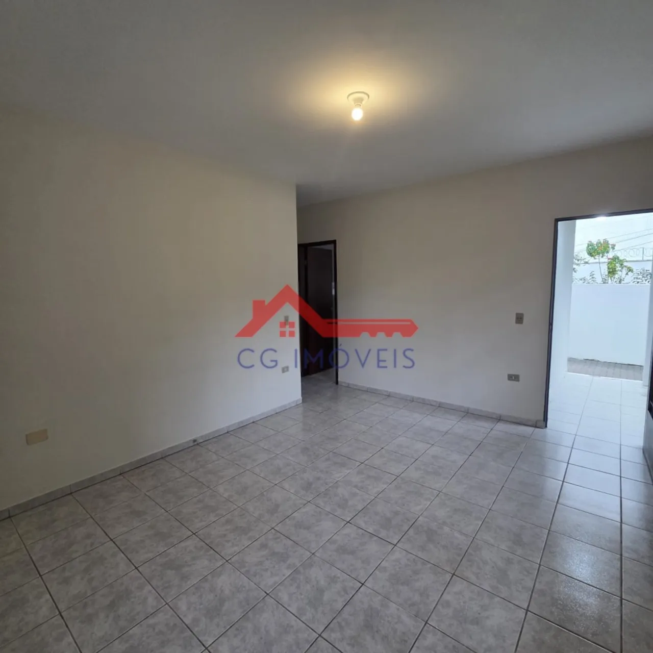 Unfurnished house with 3 bedrooms and a glass shower — photo 7