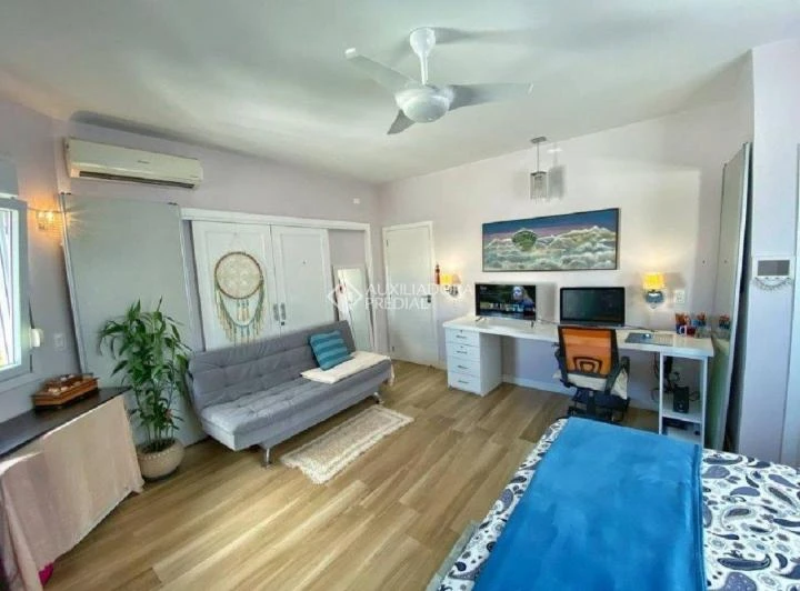 Casa en alquiler con 3 suites y 2 plazas de parking — photo 6