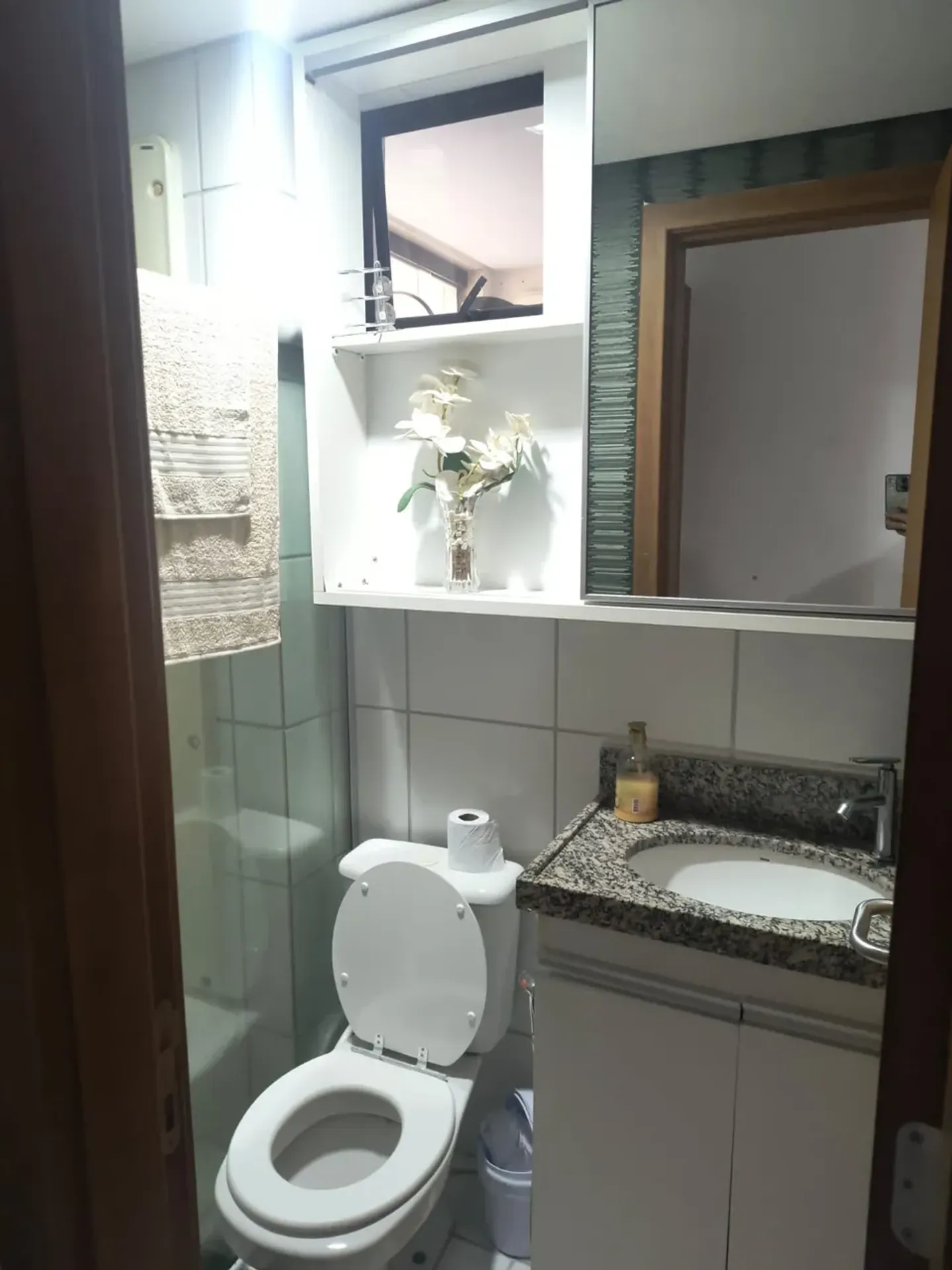 2-bedroom apartment in a building with a coworking space — photo 10