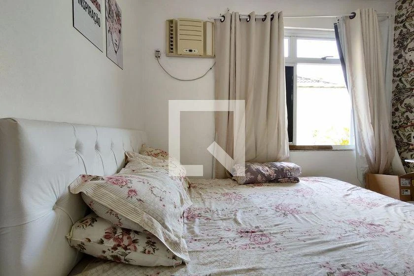 Home office in a 3-bedroom house, 198 m² — photo 46