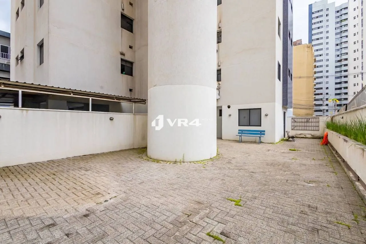 2-bedroom apartment with 1 en-suite and 106 m² — photo 45