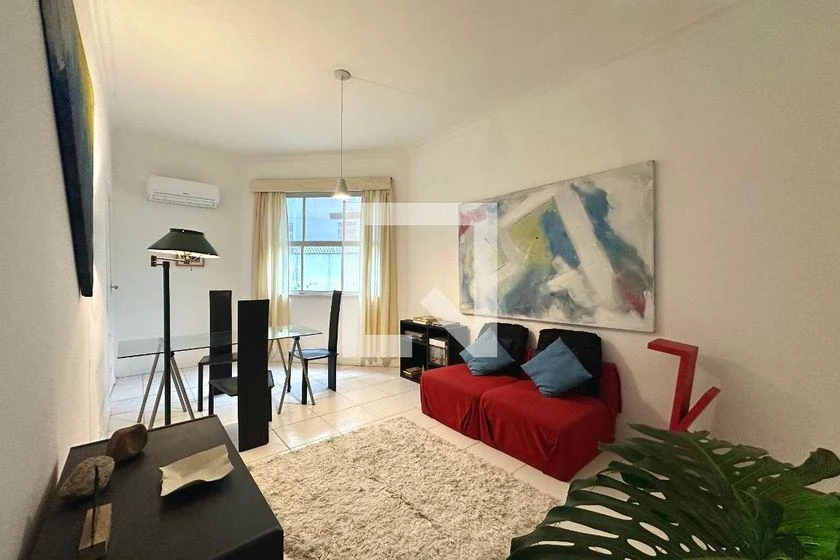Рабочее место и 2 спальни: квартира 75 м²
